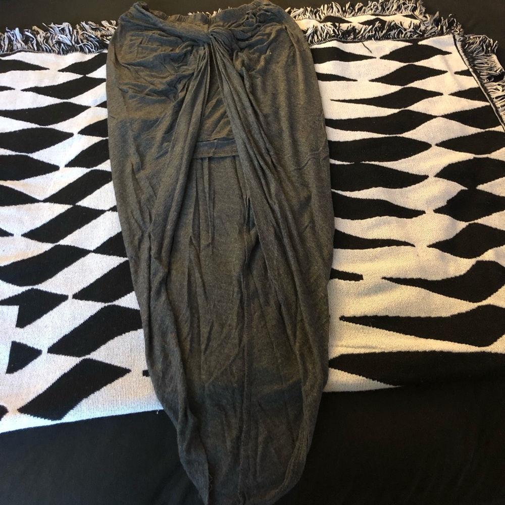 Dark grey maxi material